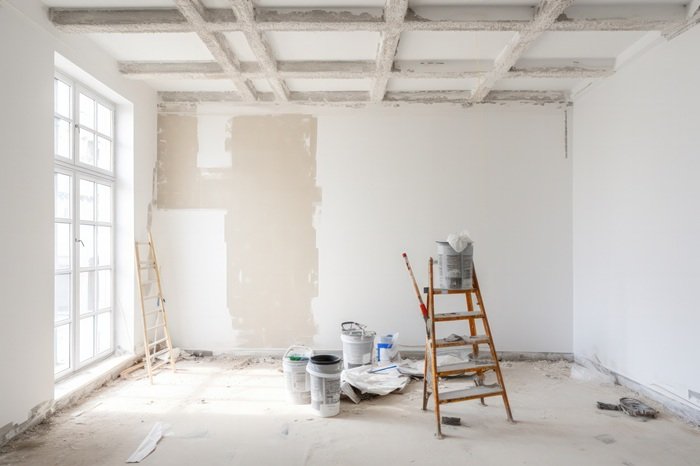 Managing Timelines and Budgeting for Home Restoration Projects in Minnesota’s Seasonal Weather Conditions